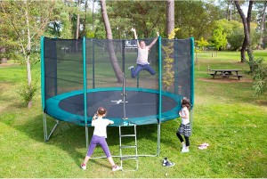 trampoline-jumpstar